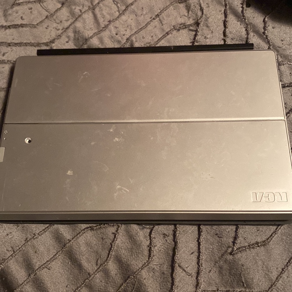 RCA computer, touch screen & reversible - Picture 2 of 3
